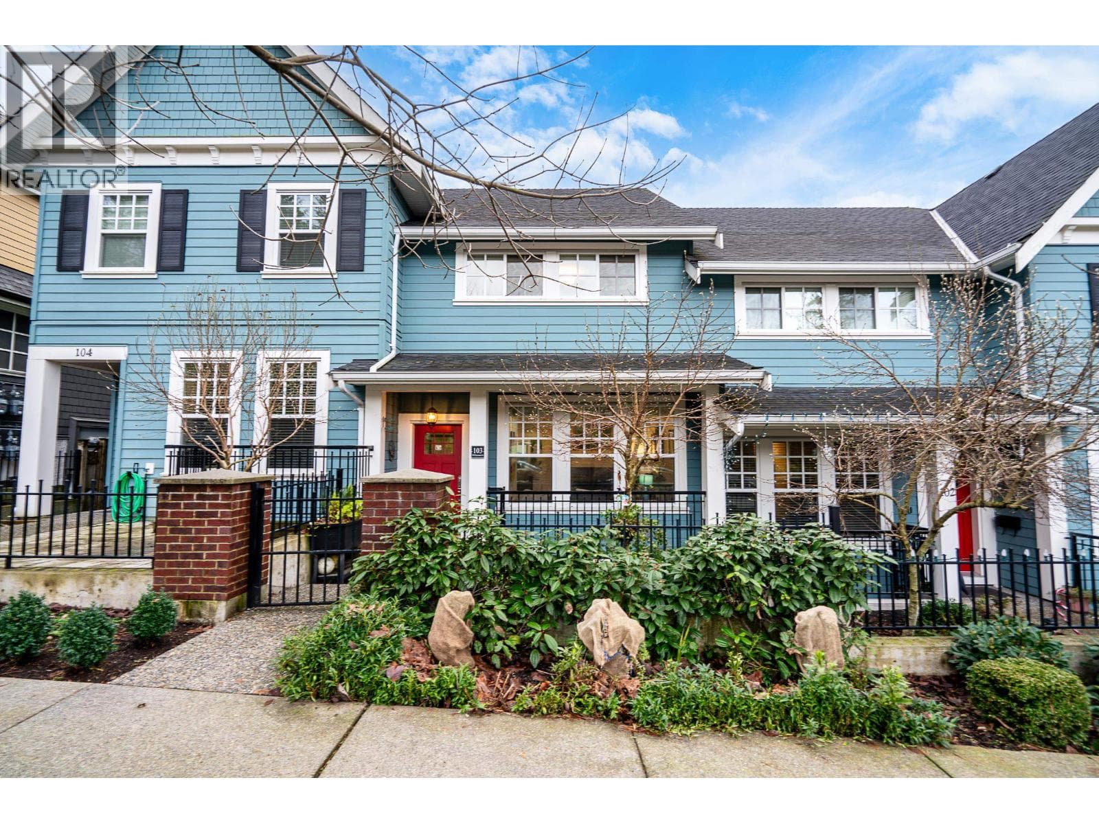103 3410 QUEENSTON AVENUE in Northeast