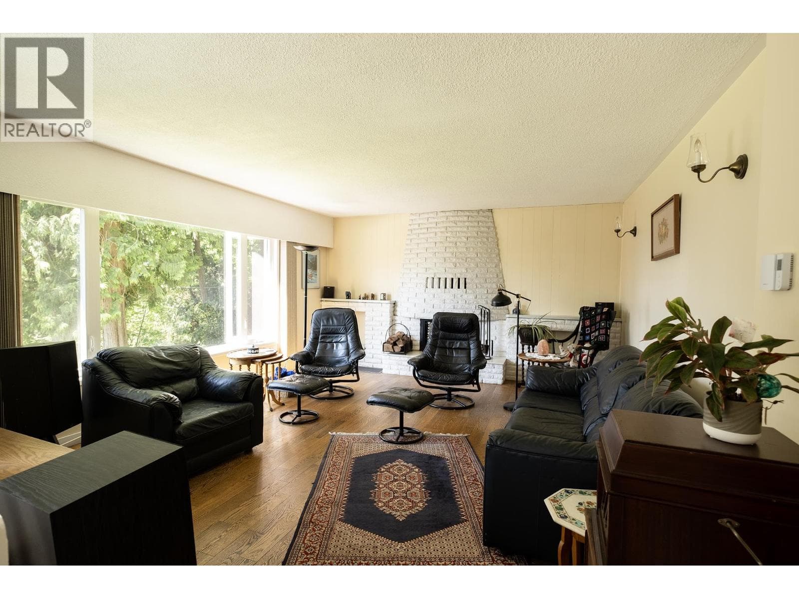 1238 GOWER POINT ROAD — photo 5