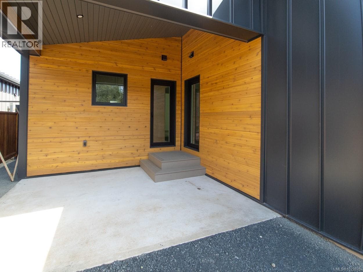 41 3025 ROYSTON ROAD, Vancouver Island — photo 2