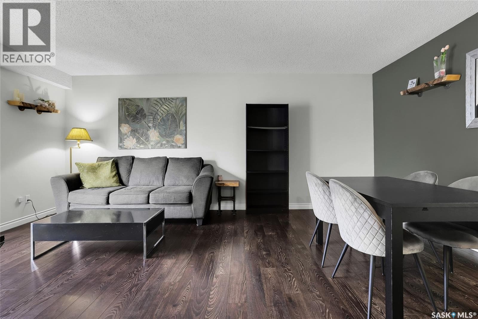 27 215 Primrose DRIVE — photo 3