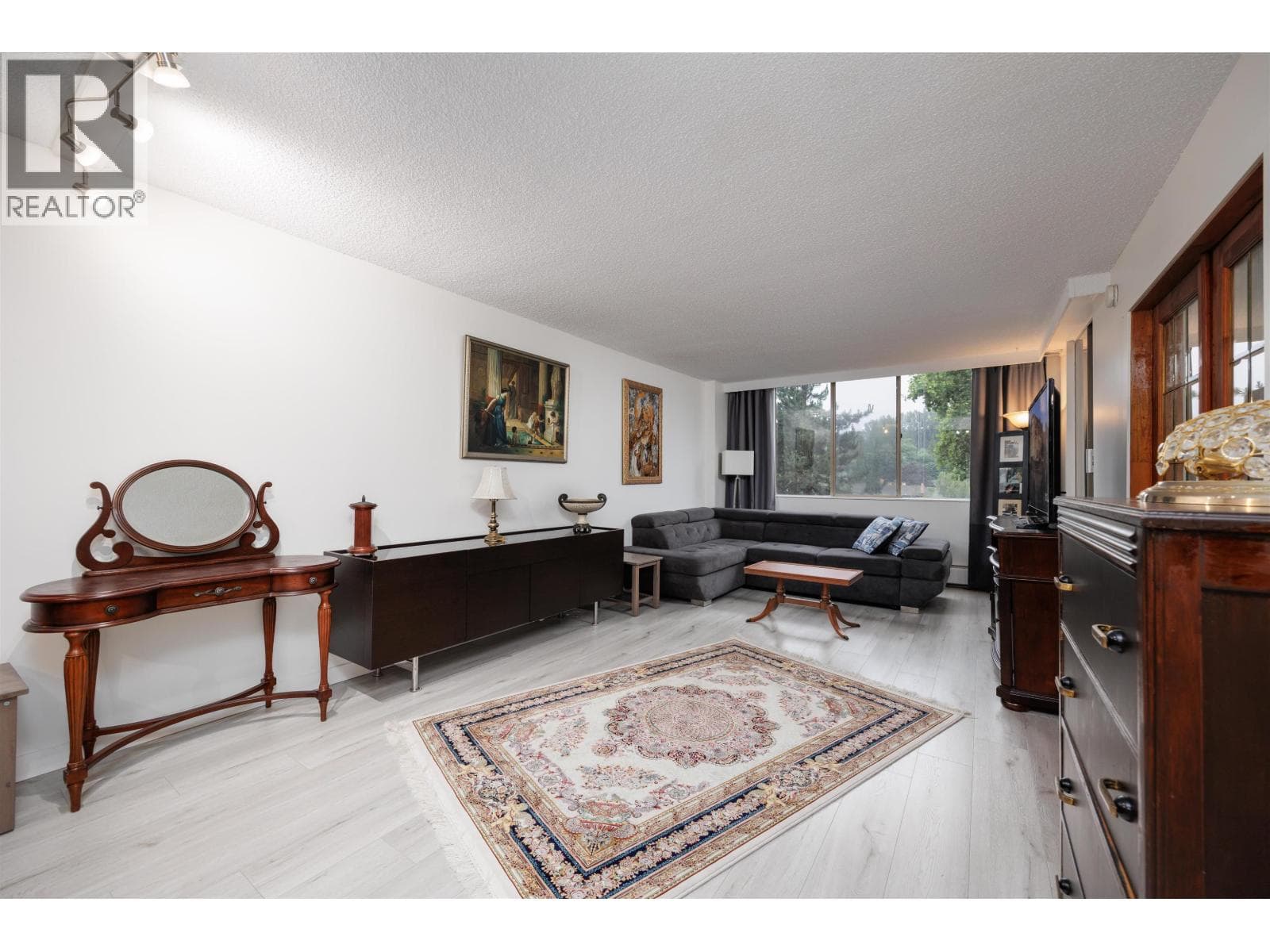 1001 2012 FULLERTON AVENUE in Lower Capilano
