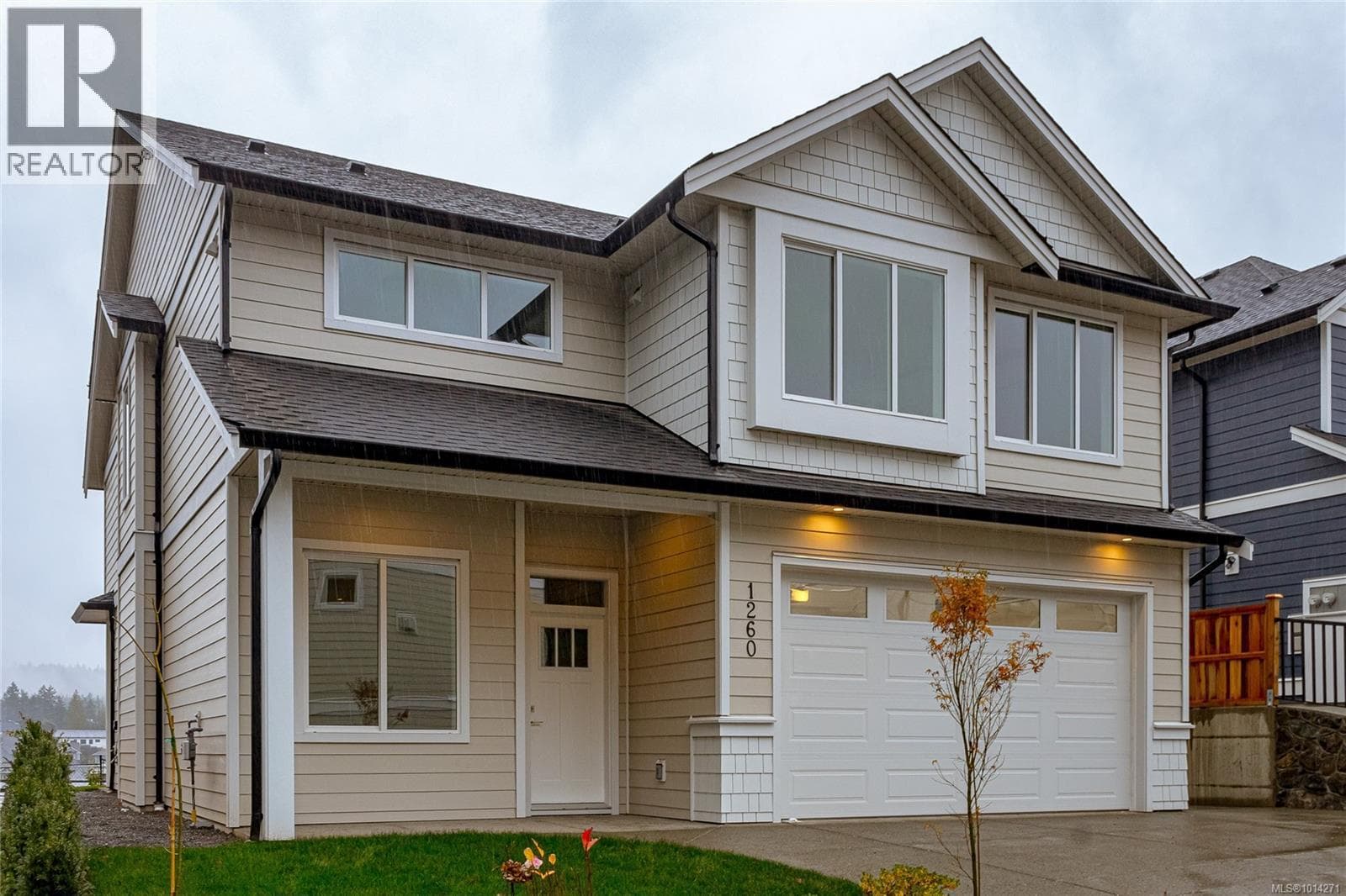 1260 ASHMORE TERRACE in Latoria