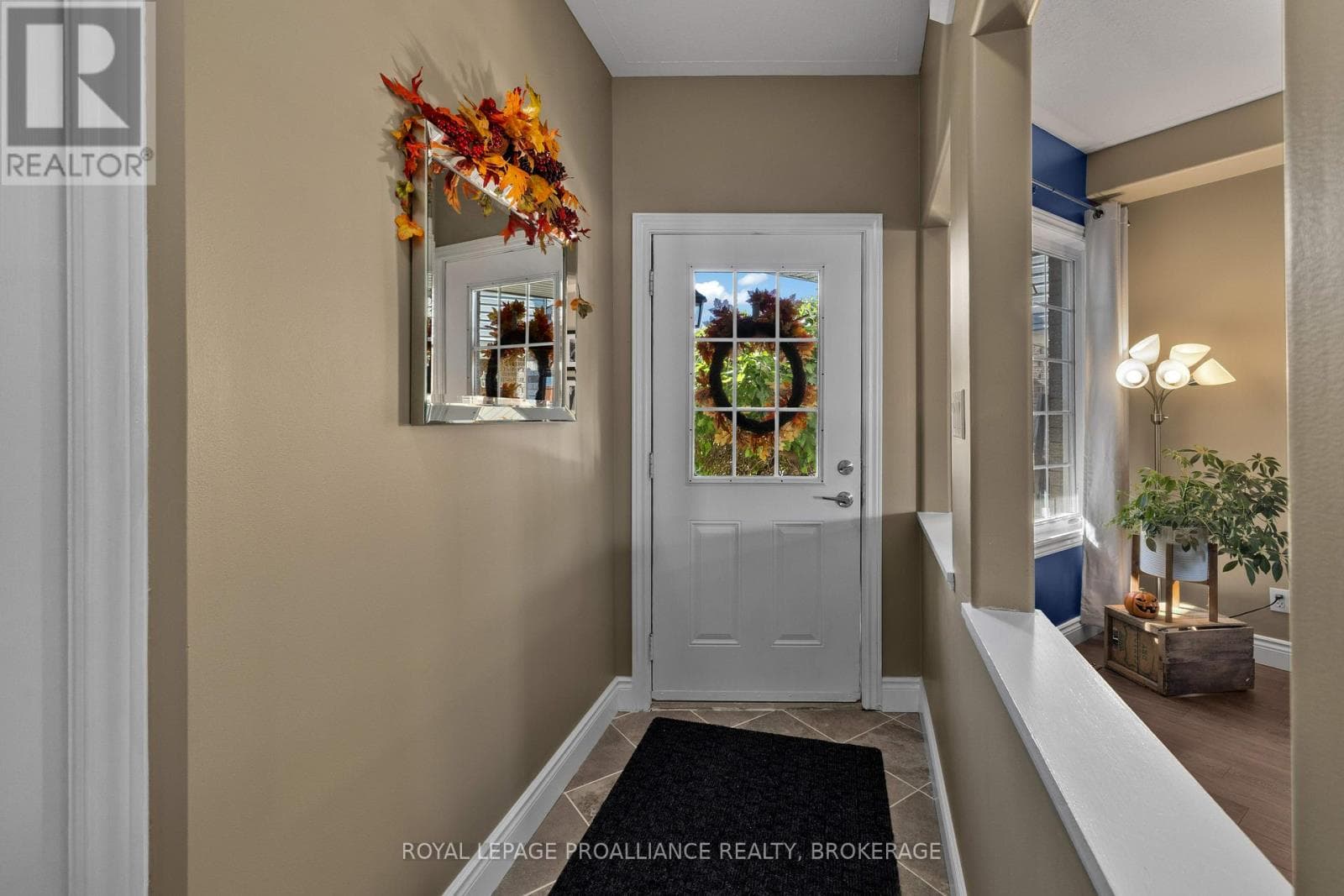 2153 SWANFIELD STREET — photo 4