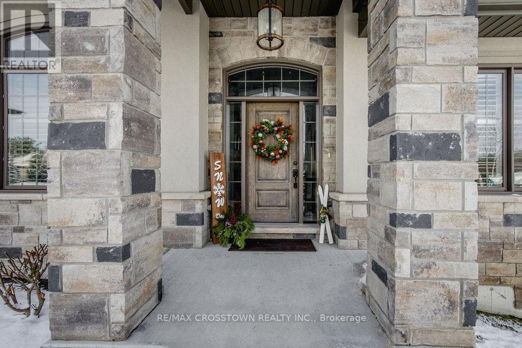 25 MENNILL DRIVE — photo 3