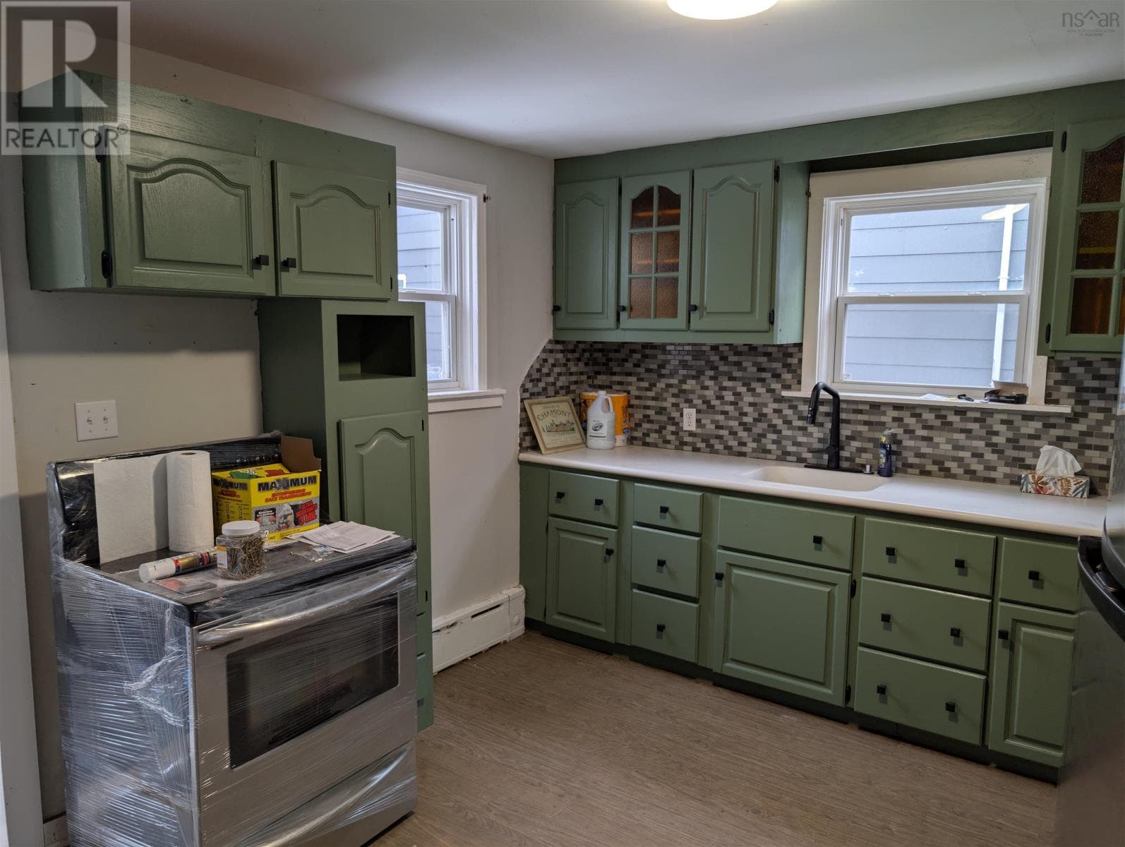 52 QUEEN STREET — photo 4