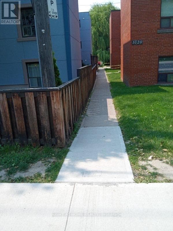 1020 O'CONNOR DRIVE, Toronto — photo 3