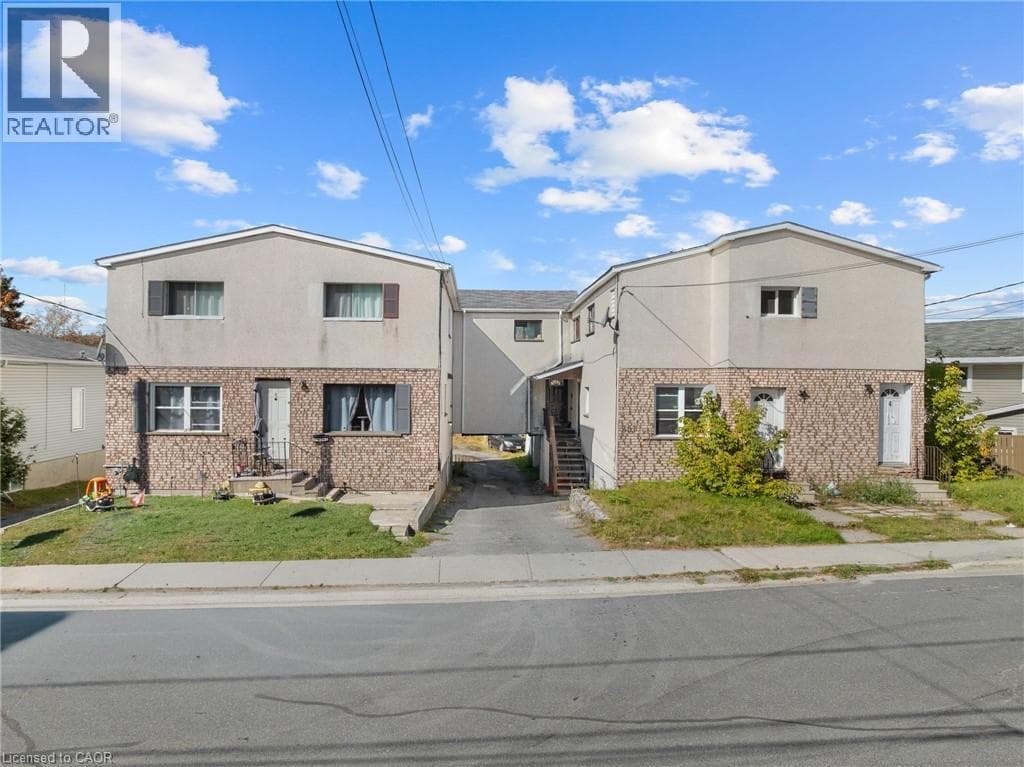 381 LESLIE STREET in 