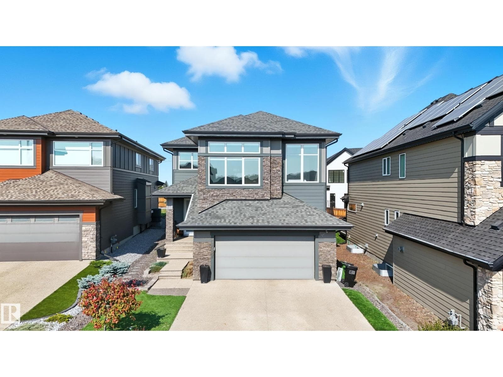 1487 HOWES CRESCENT SOUTHWEST in HAYS RIDGE AREA