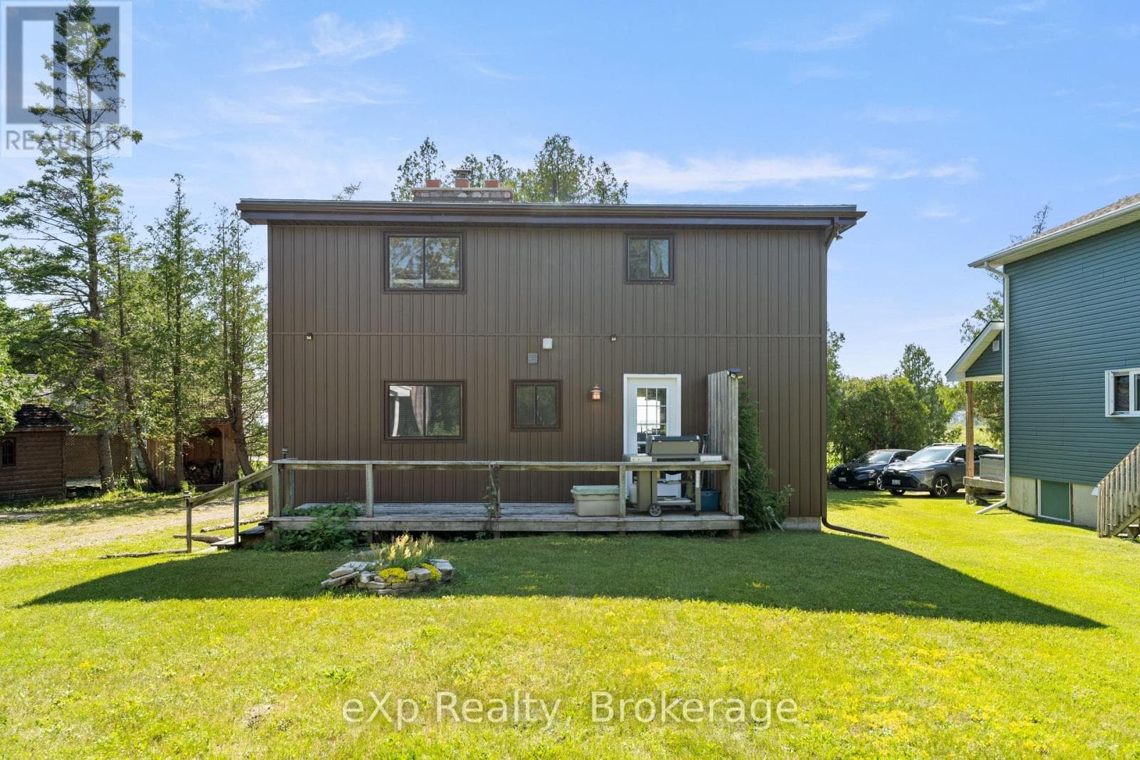 329 BAIE STREET — photo 3