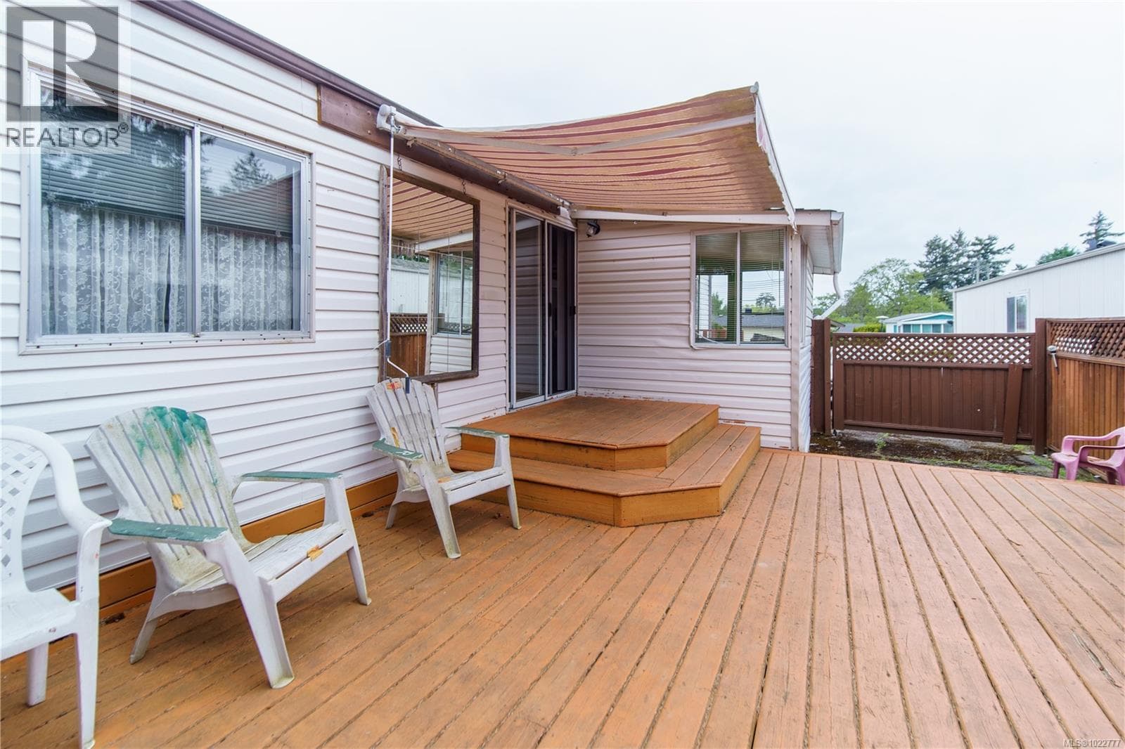 14 158 COOPER ROAD in