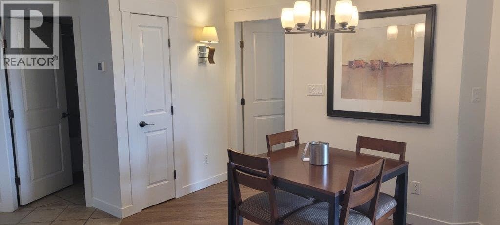 4200 Lakeshore Drive Unit# 205, Interior REALTORS® — photo 4