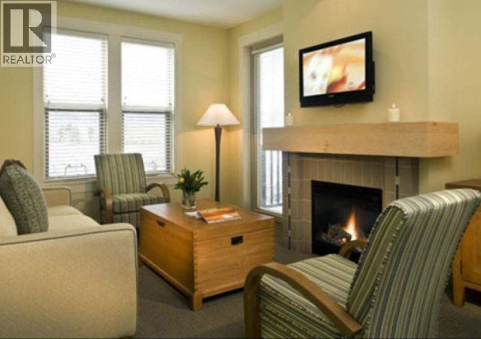 4200 LAKESHORE DRIVE UNIT 204 — photo 2