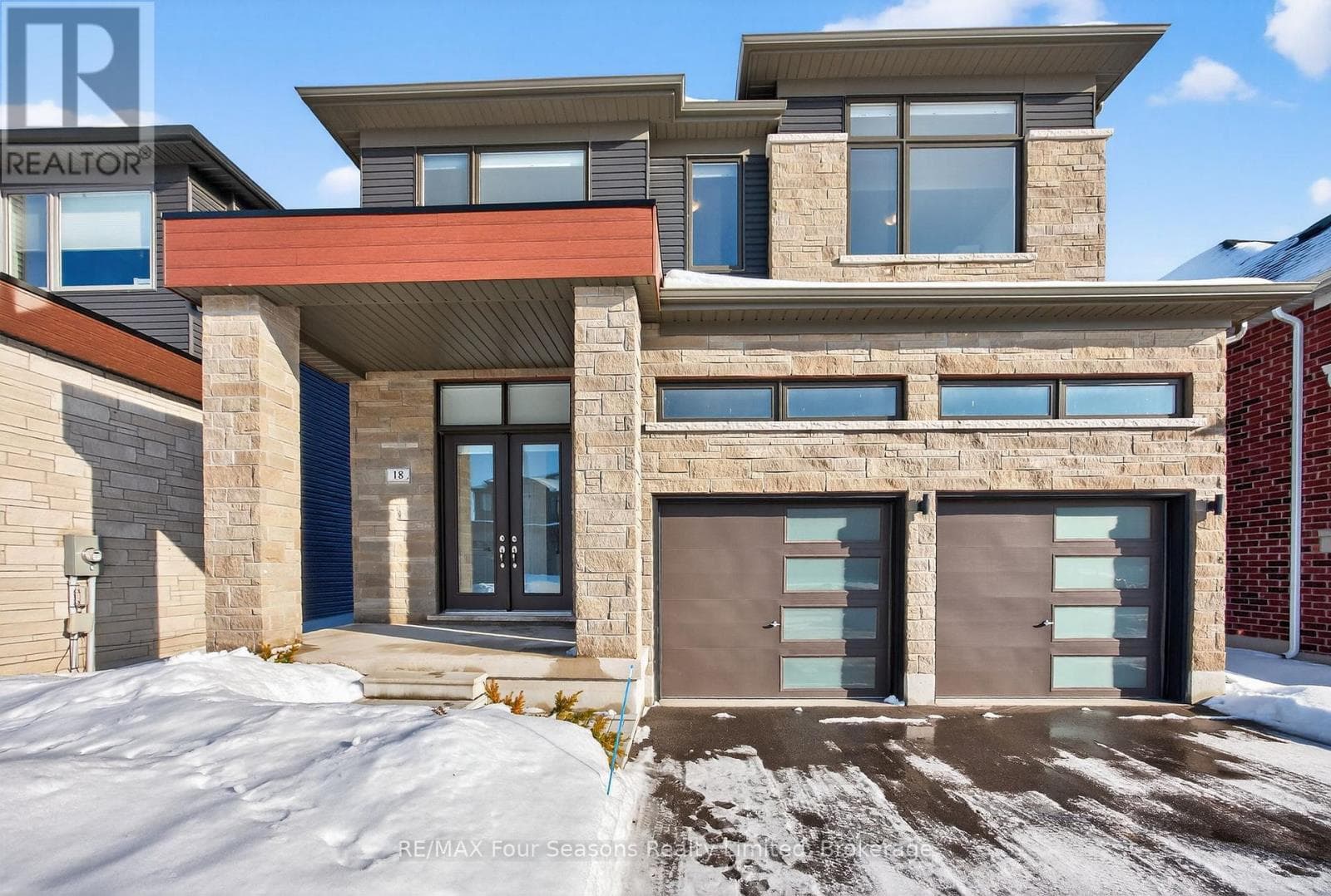 18 BEATRICE DRIVE — photo 2