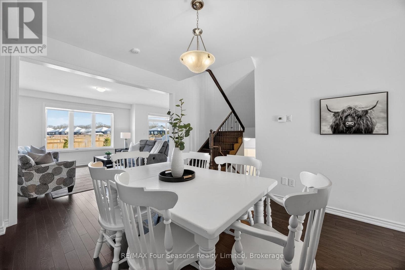 18 BEATRICE DRIVE — photo 4