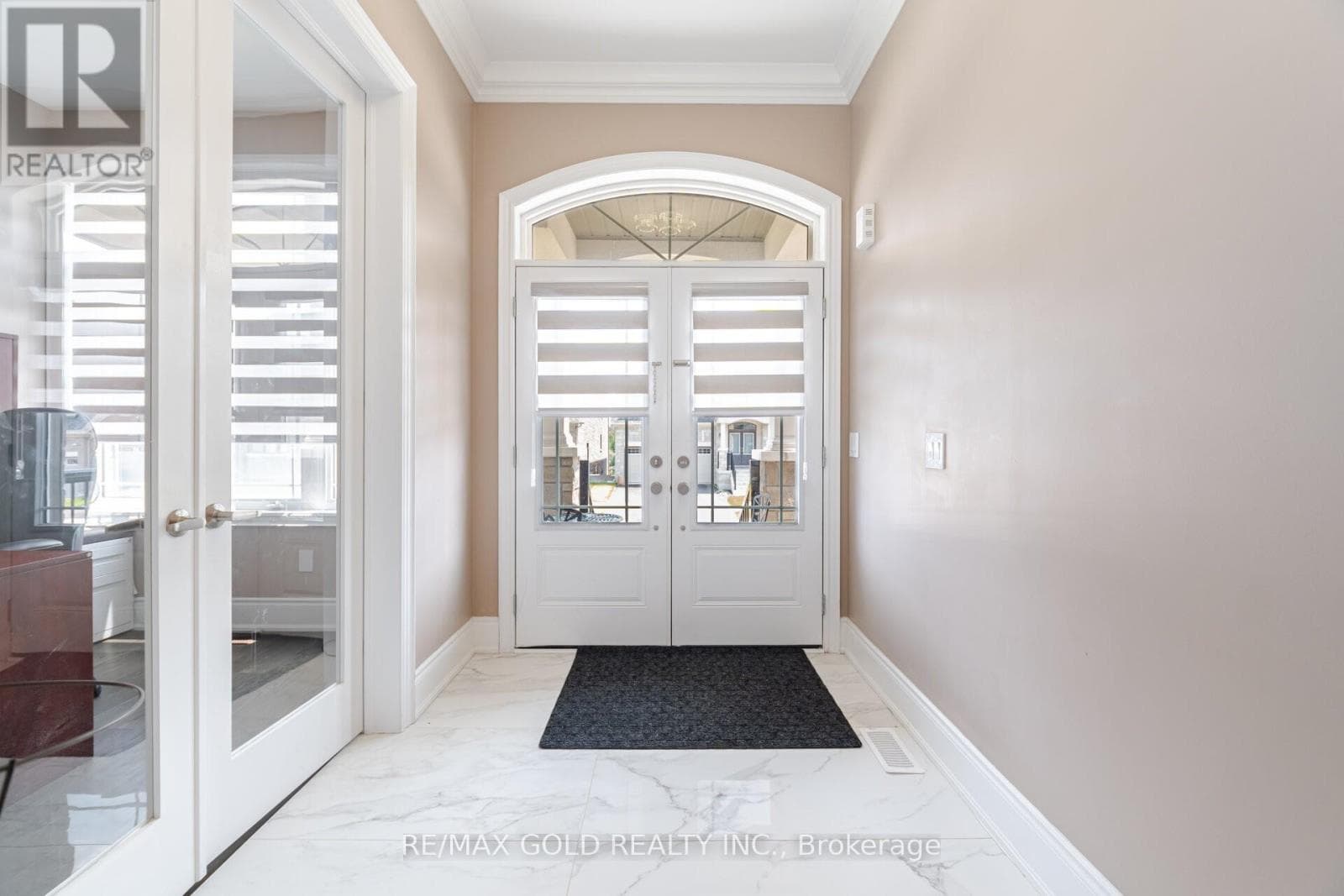 85 JAMES WALKER AVENUE — photo 2