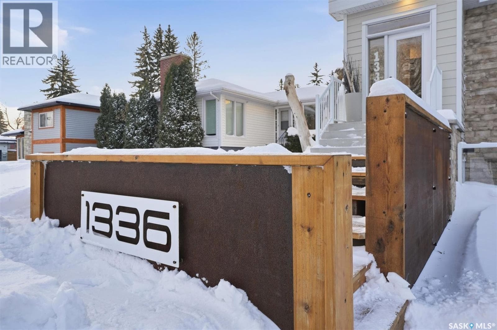 1336 COLONY STREET — photo 2