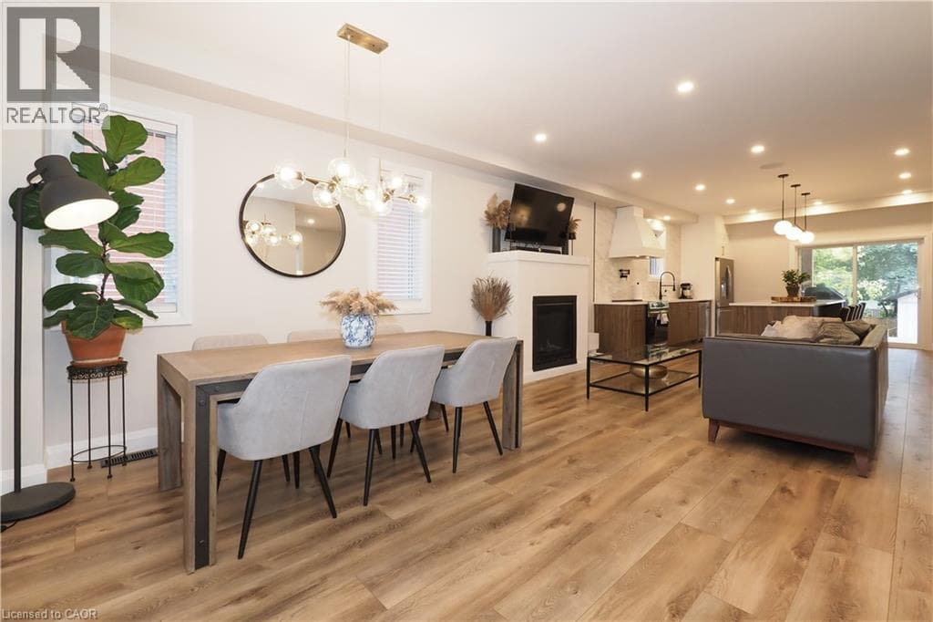 238 EAGLE STREET SOUTH STREET SOUTH — photo 5