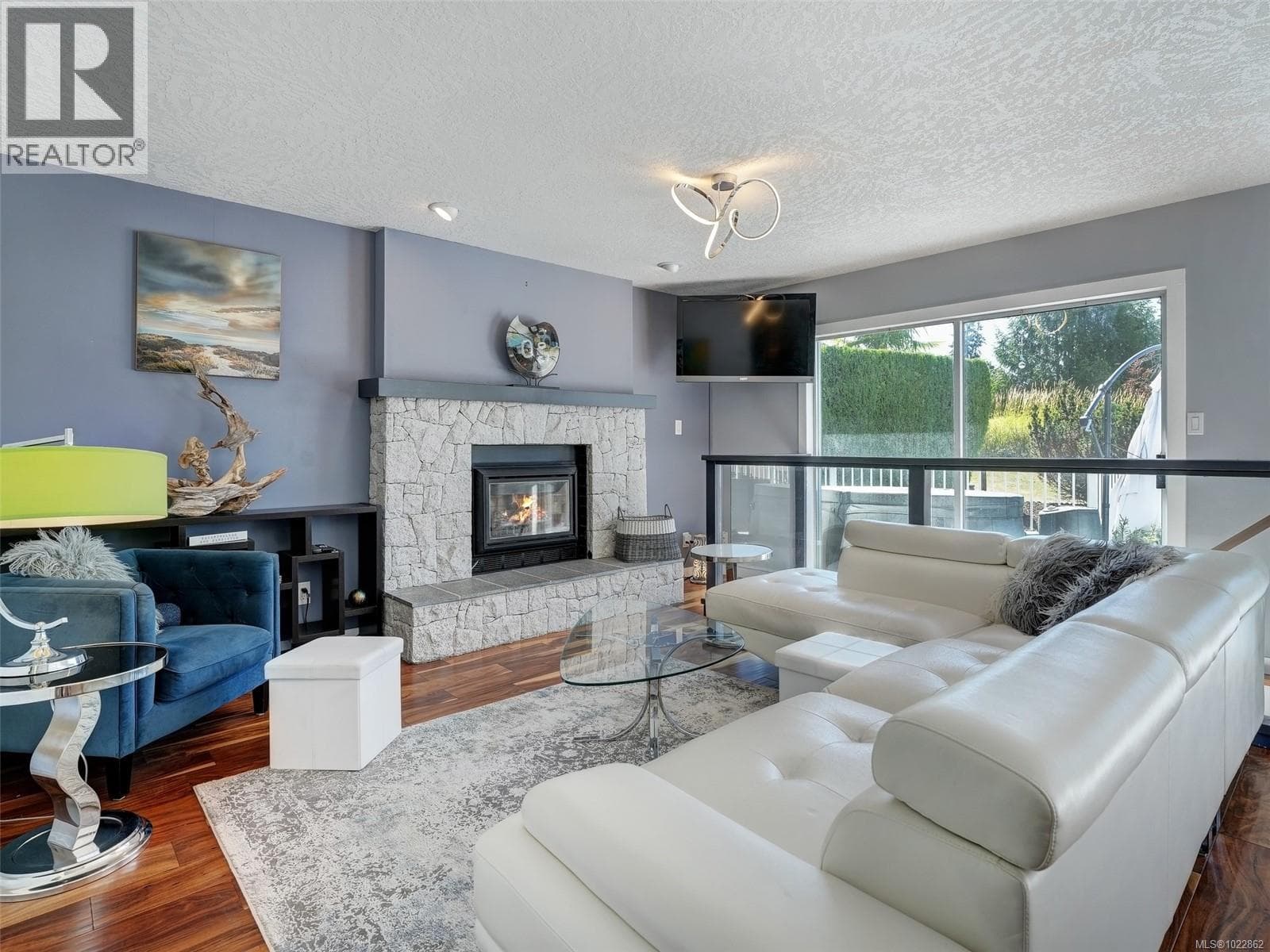 3718 ARBUTUS DRIVE NORTH, Victoria — photo 2