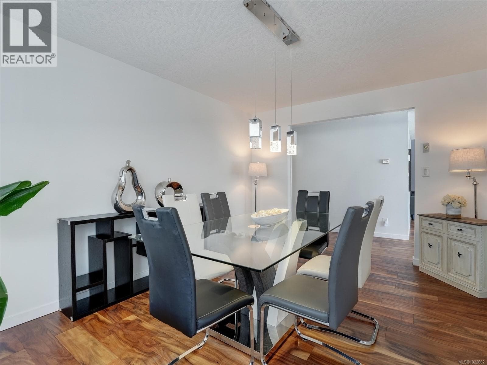 3718 ARBUTUS DRIVE NORTH, Victoria — photo 3
