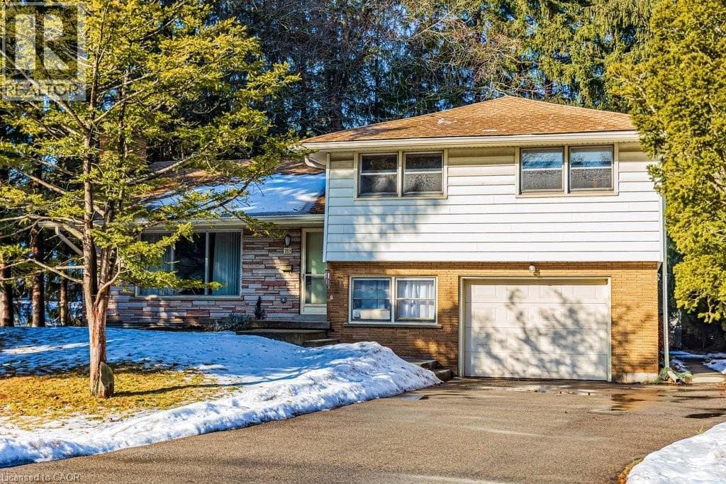 189 TAYLOR ROAD in Spring Valley