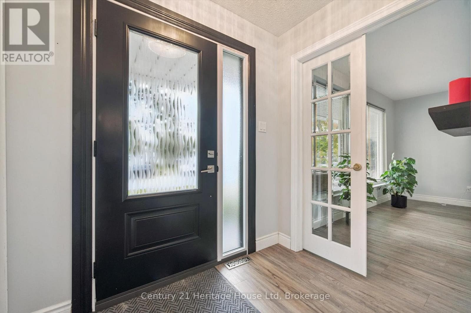 378 WEST ACRES DRIVE — photo 5