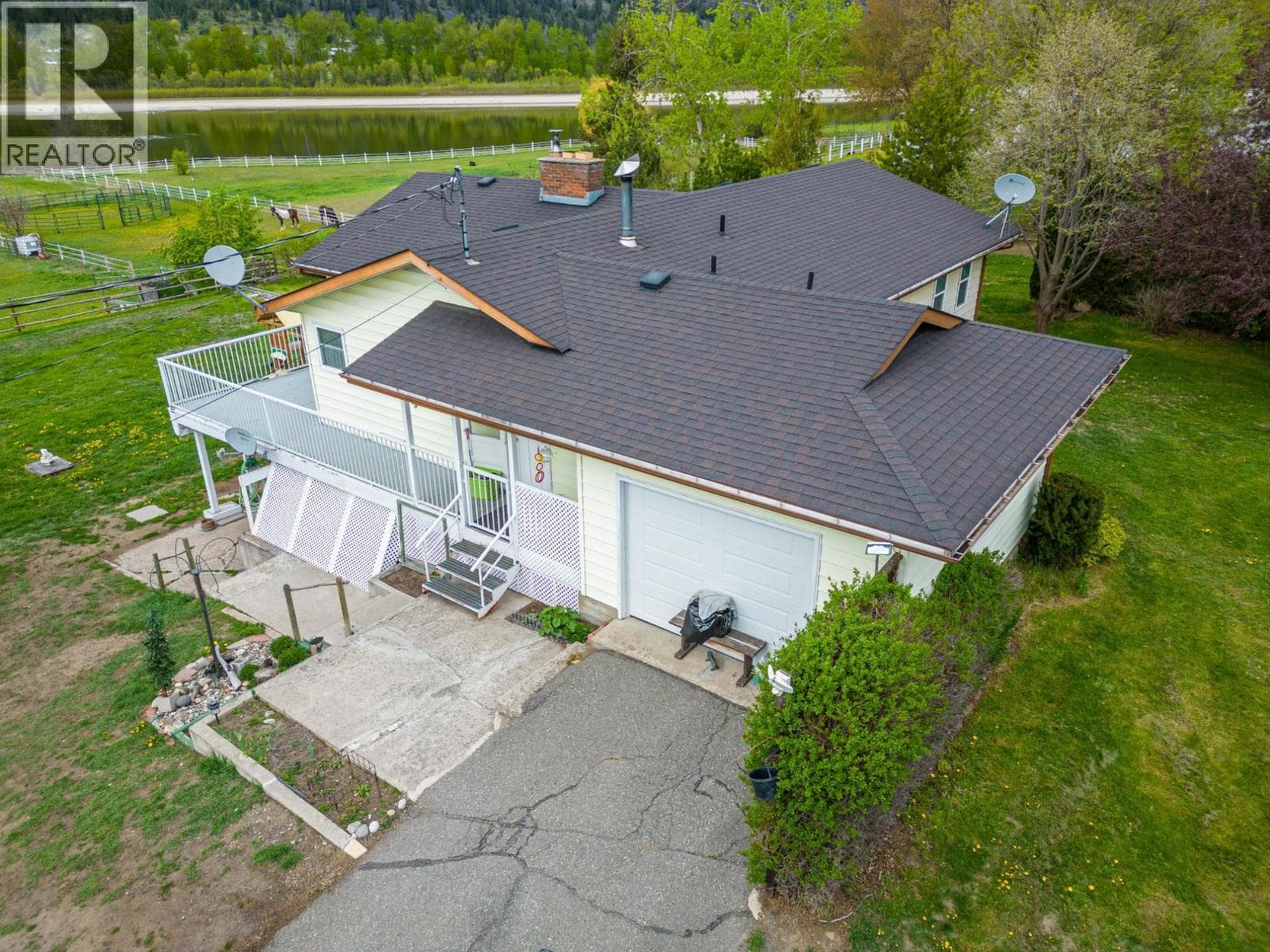 157 BINGO RANCH Road, Interior REALTORS® — photo 2