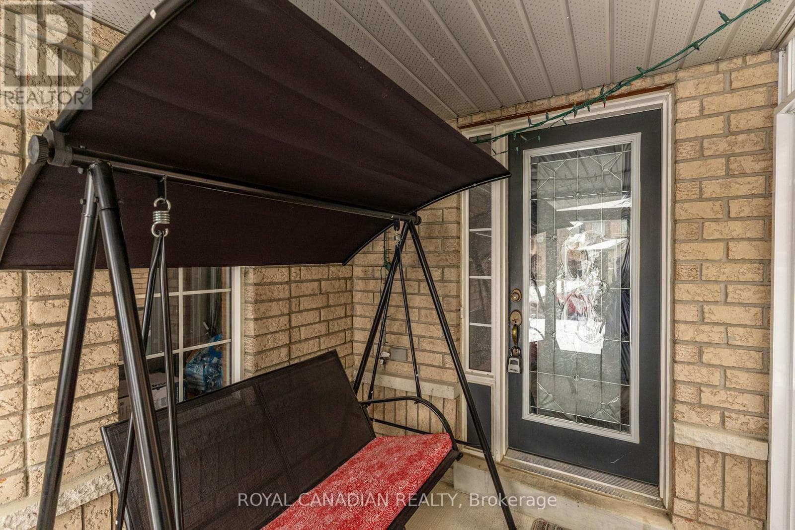 101 CRYSTALVIEW CRESCENT — photo 5