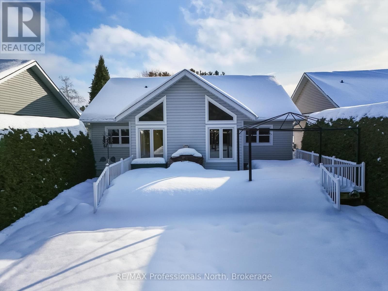 77 EWING STREET — photo 5