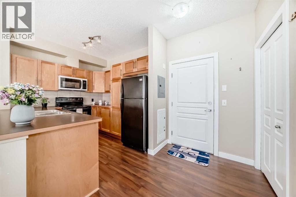 203, 48 Panatella Road NW — photo 5