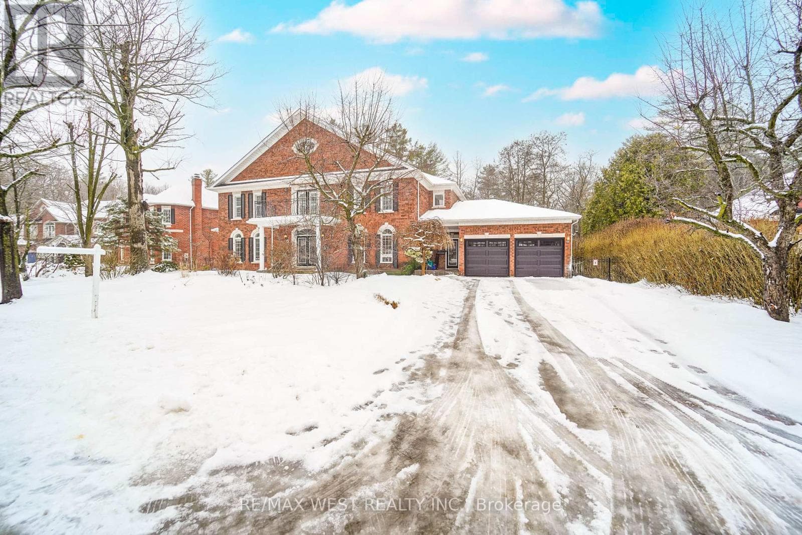81 WOODVIEW DRIVE — photo 4