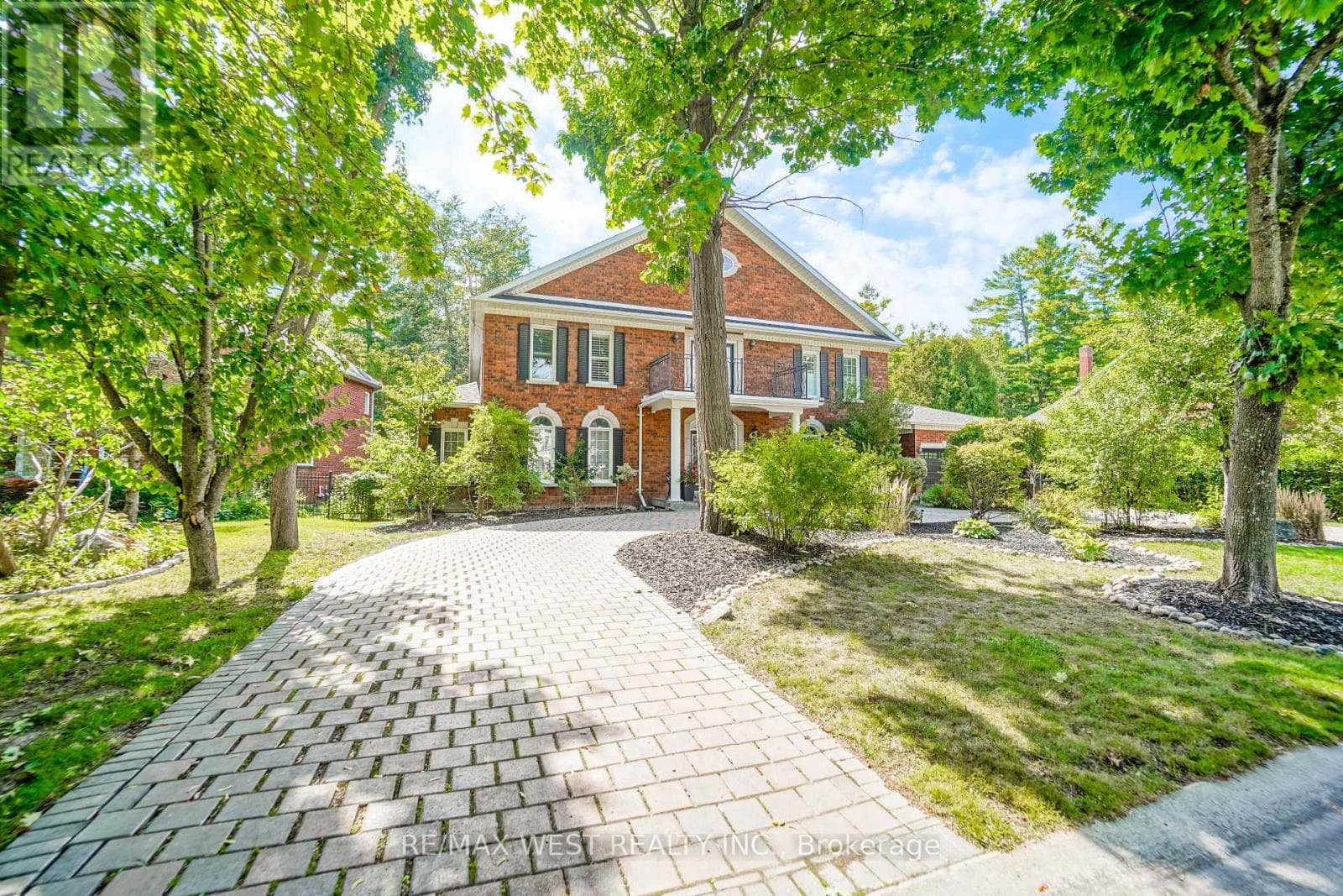 81 WOODVIEW DRIVE — photo 5