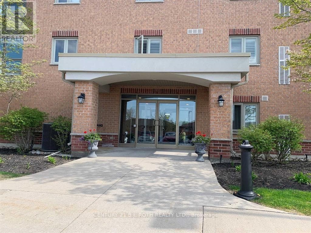 203 - 500 MAPLEVIEW DRIVE W — photo 2