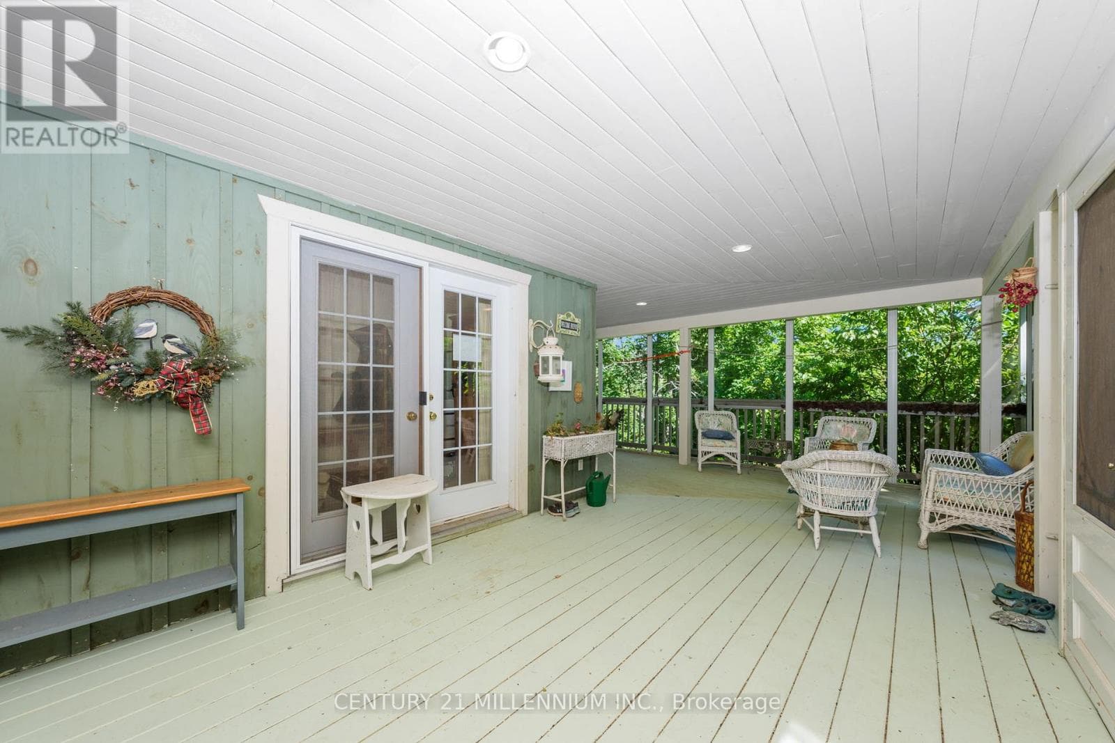 836100 4TH LINE EAST — photo 3