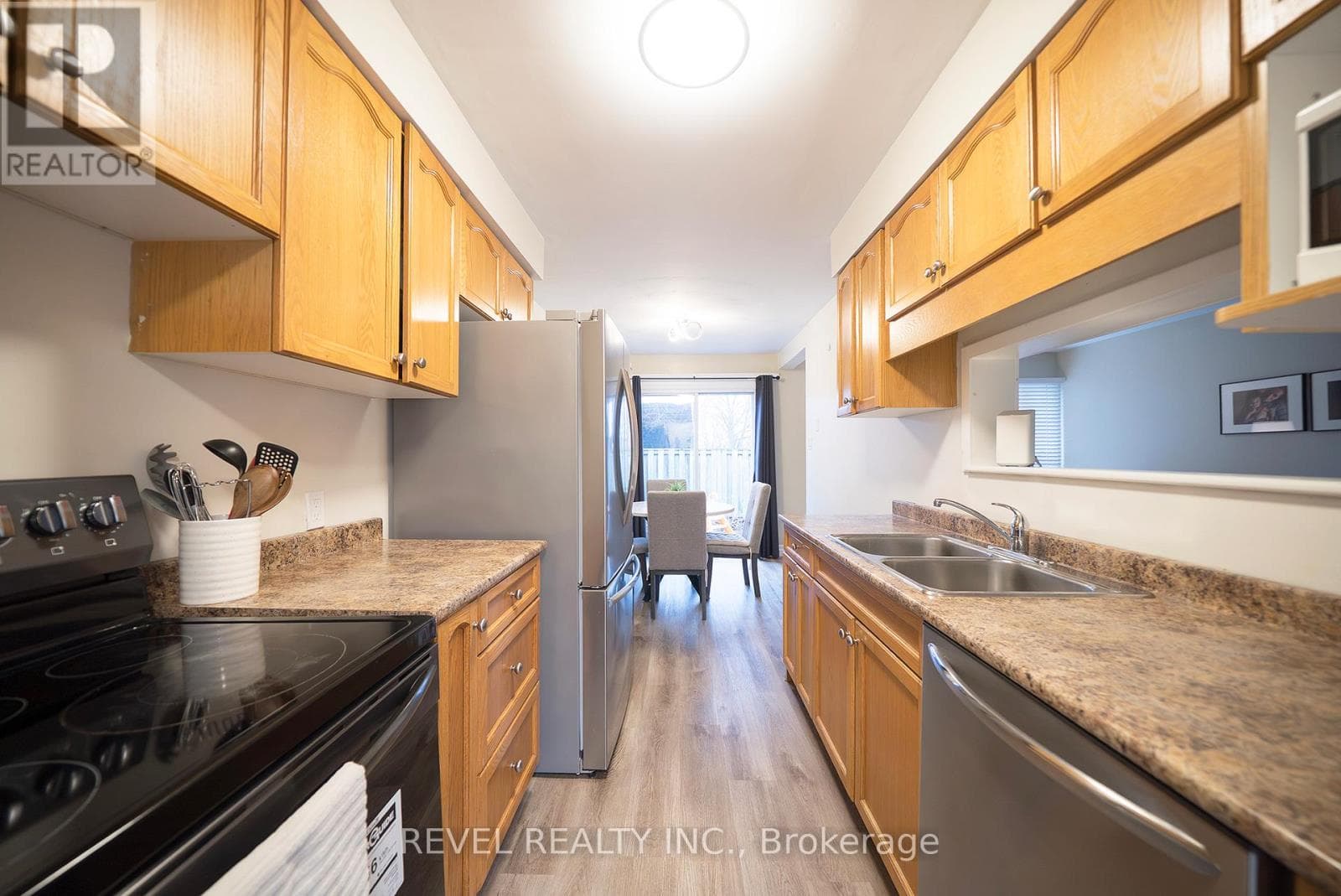 273 ELGIN Street Unit# 41 — photo 4