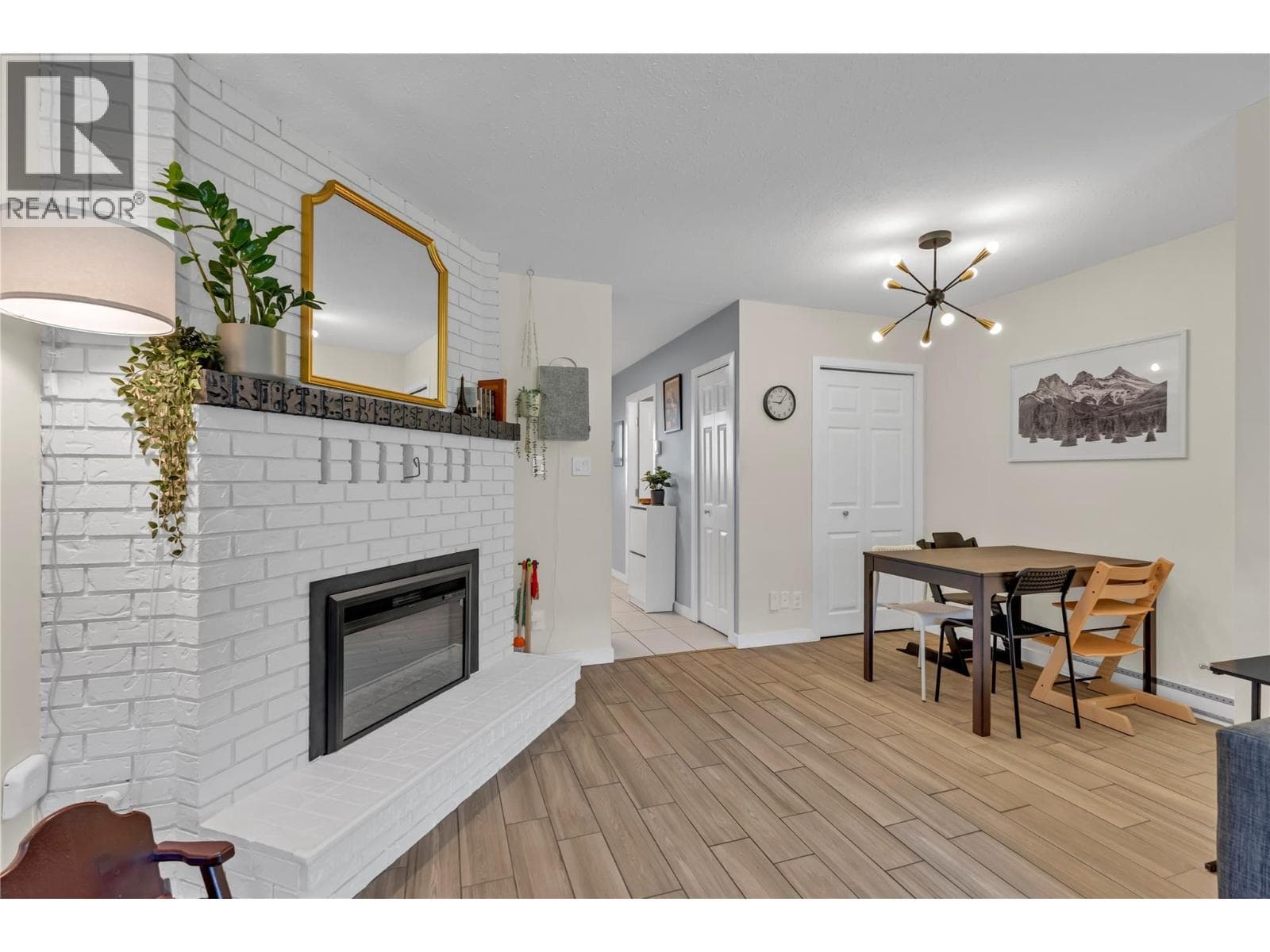 13707 Dickson Avenue Unit# 3 — photo 2