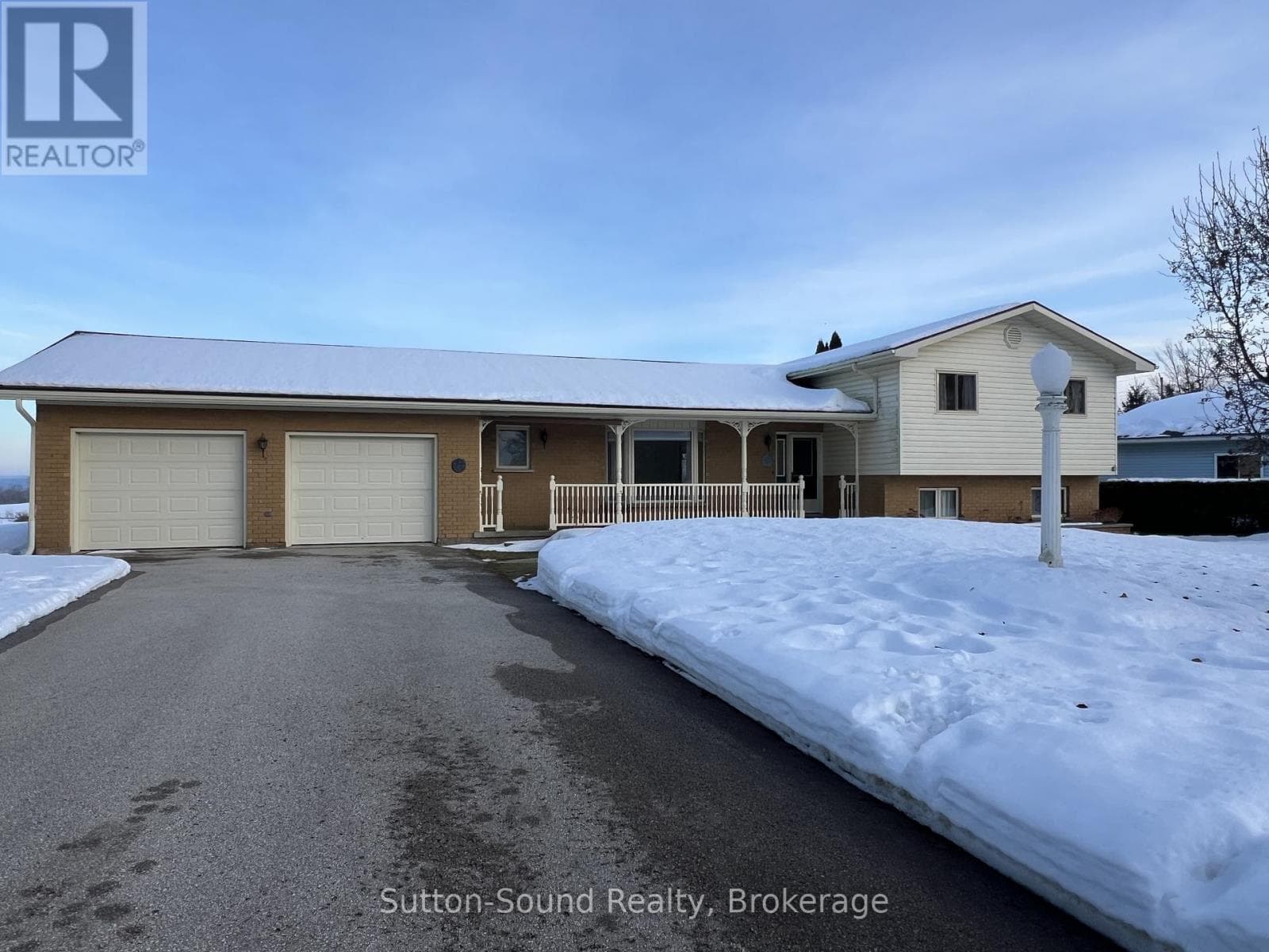 178463 GREY RD 17 ROAD