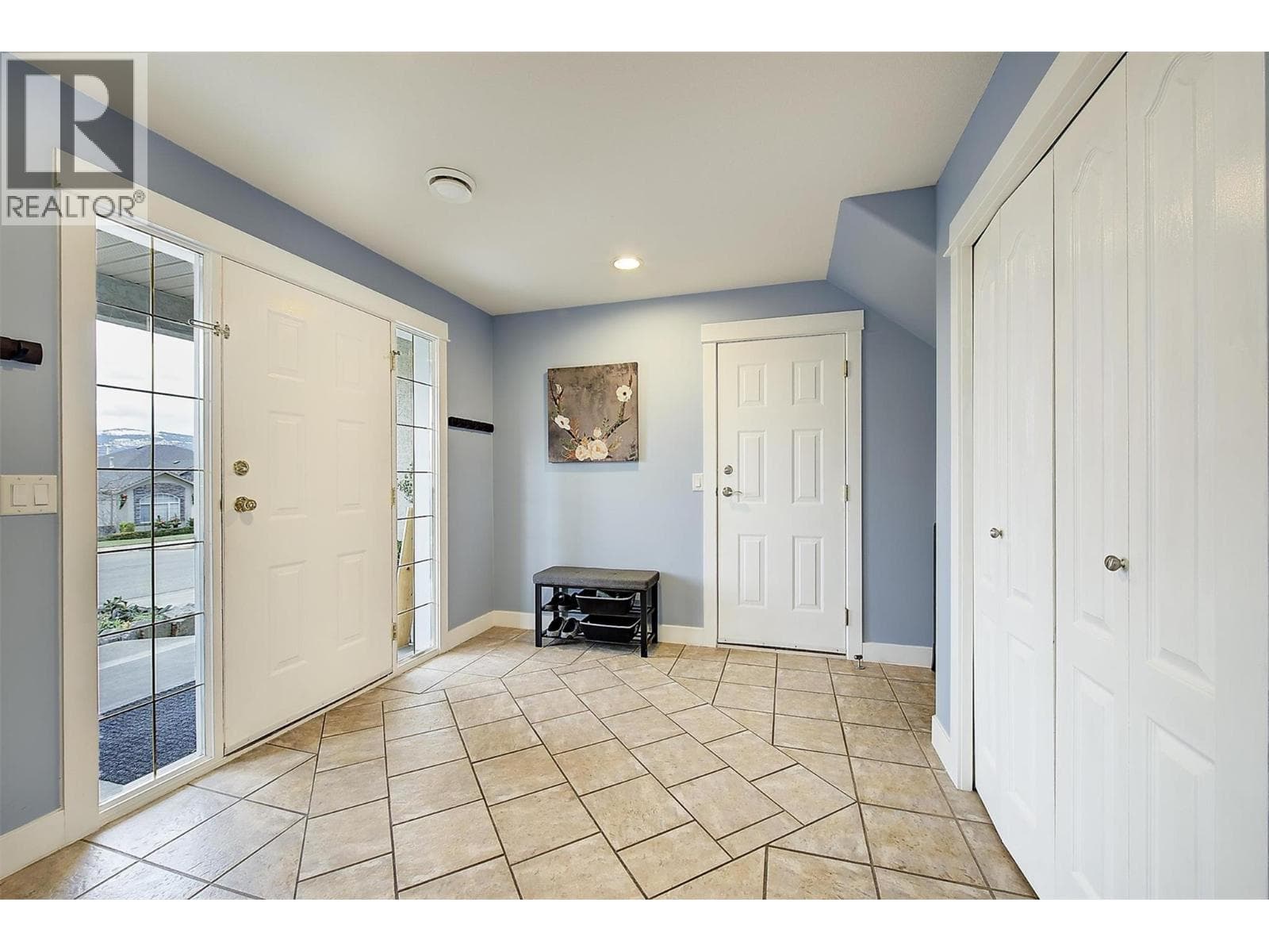1682 VINEYARD DRIVE — photo 5