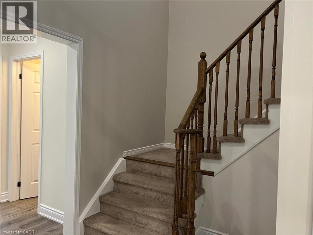 112 GILLESPIE DRIVE — photo 5