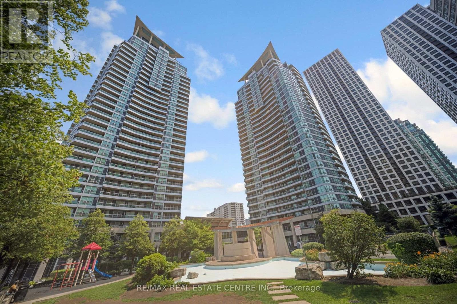 302 - 1 ELM DRIVE in City Center