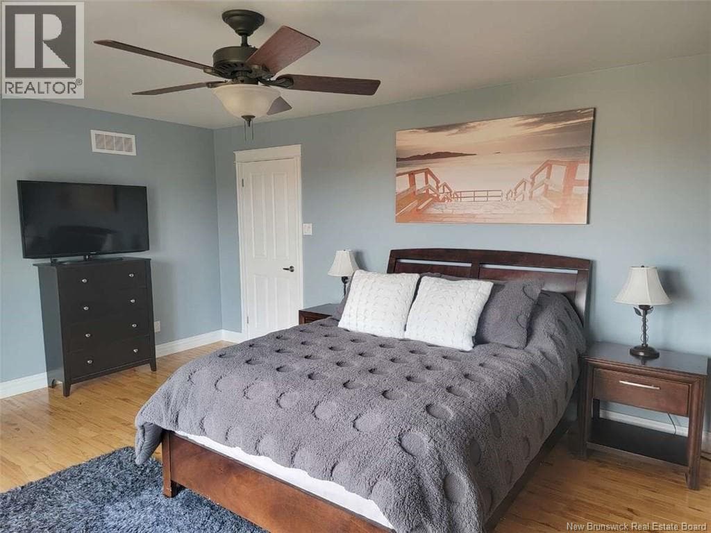 1135 MERCURY STREET — photo 2