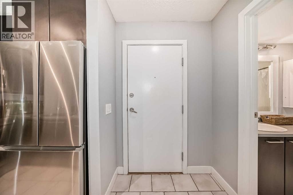 119, 35 Richard Court SW — photo 4