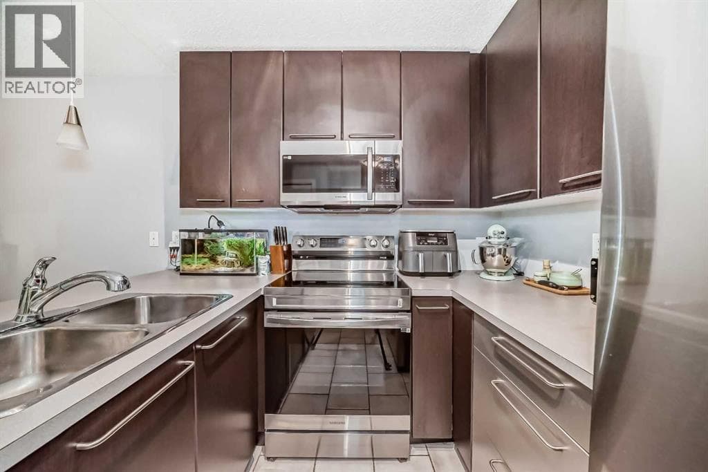 119, 35 Richard Court SW — photo 5