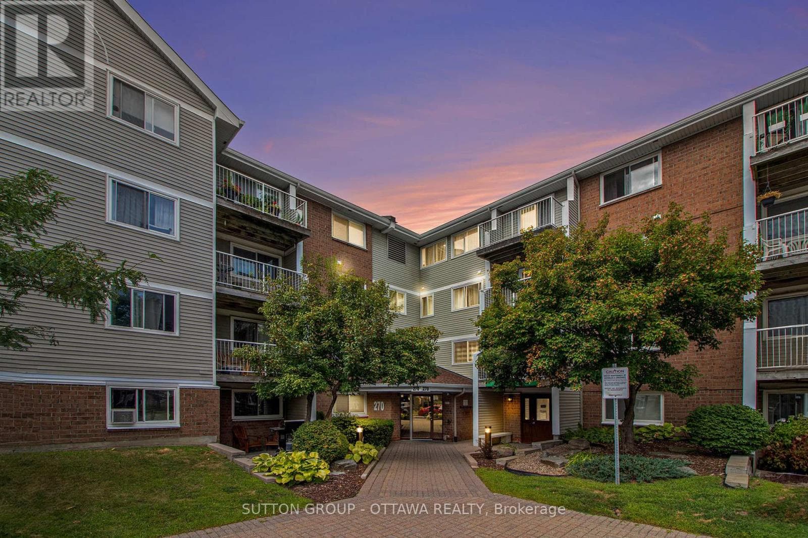 314 - 270 BRITTANY DRIVE in MANOR PARK