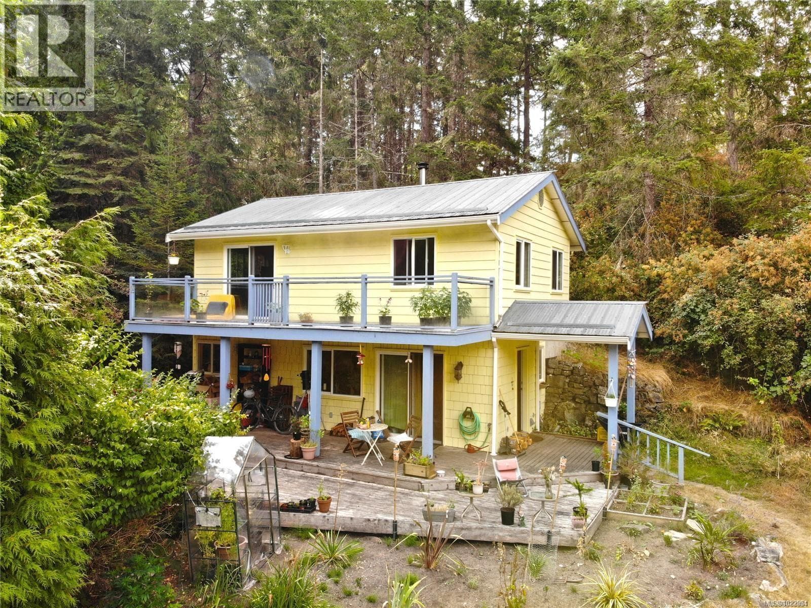121 Whims Rd in 