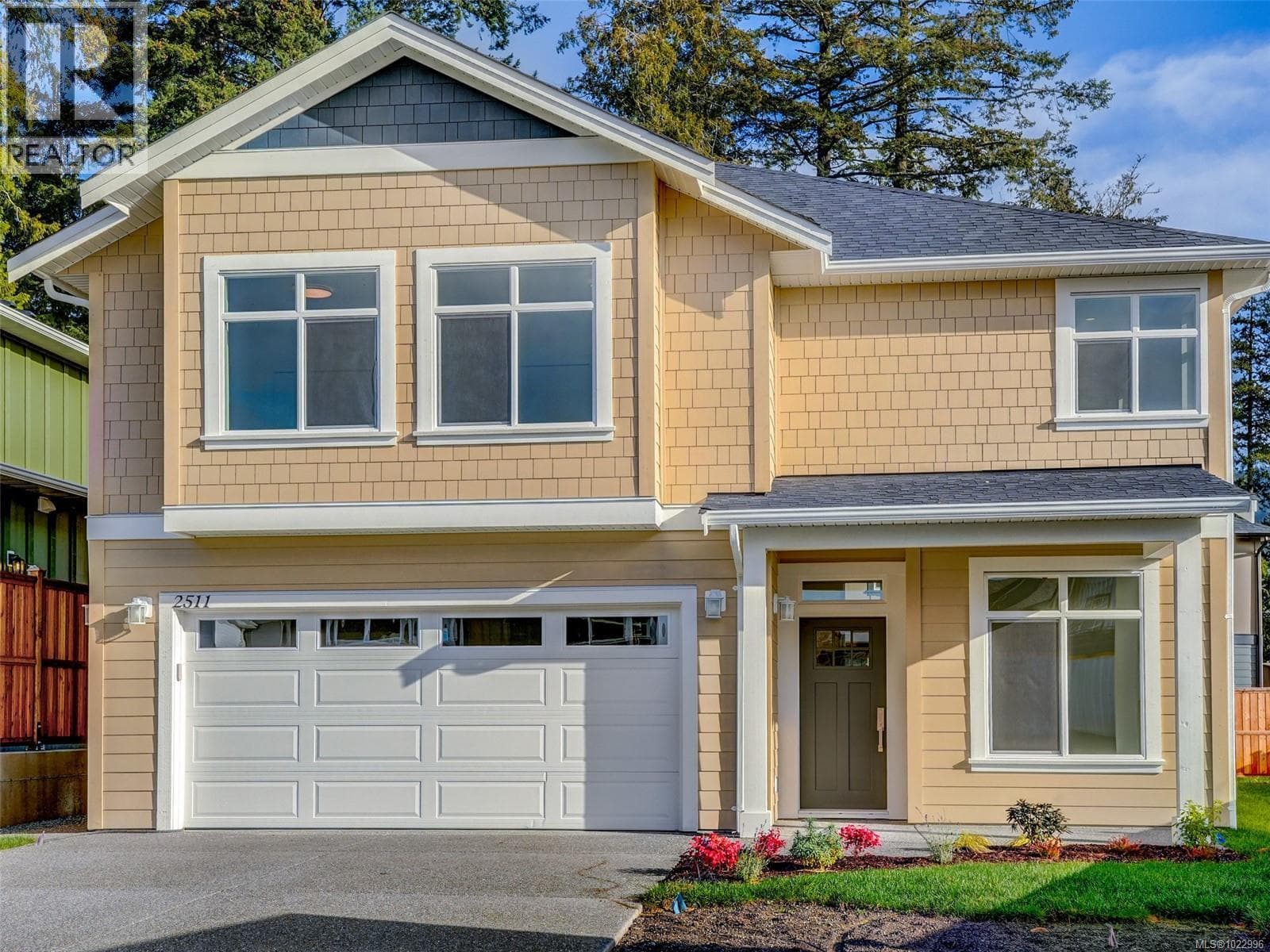 2511 PATTERSON PLAZA in 