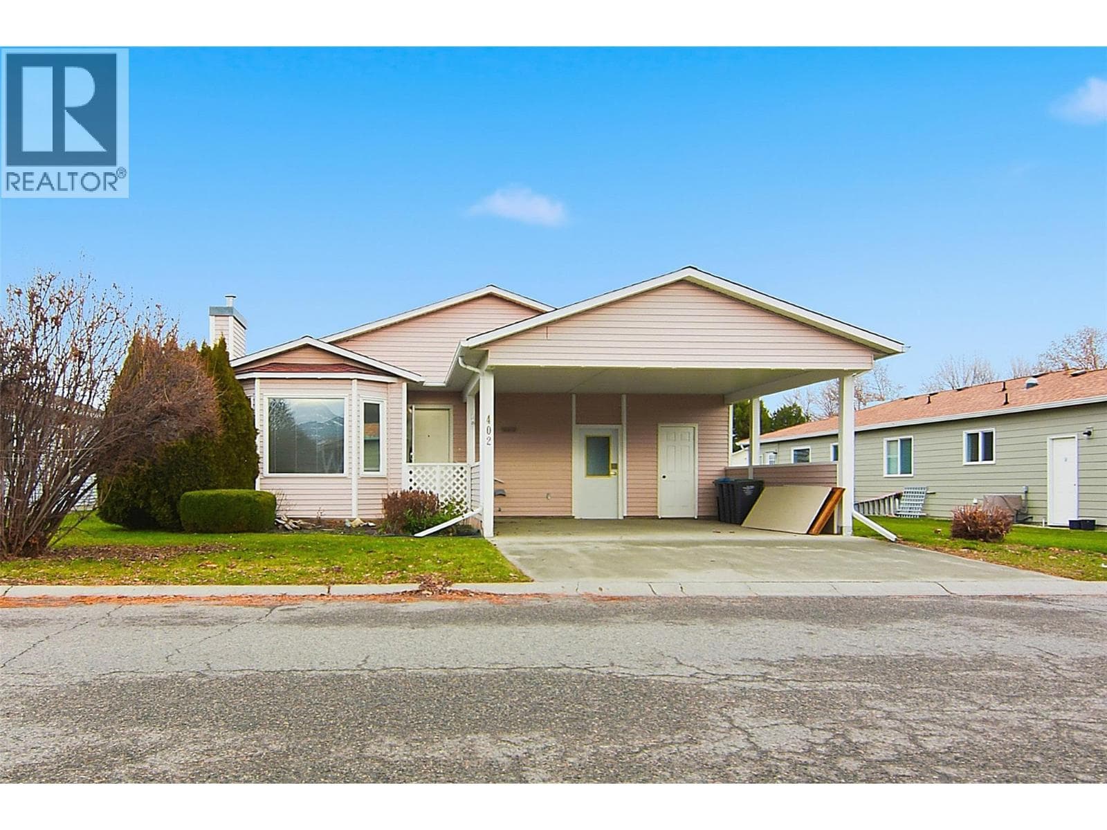 402 1260 RAYMER AVENUE in South Pandosy - KLO