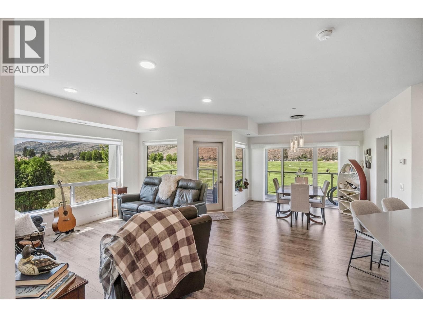 651 DUNES DRIVE UNIT 101 — photo 4
