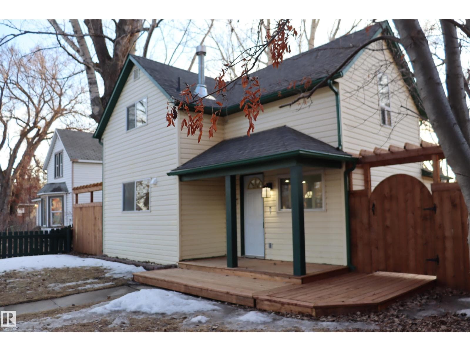4508 52 St. in 