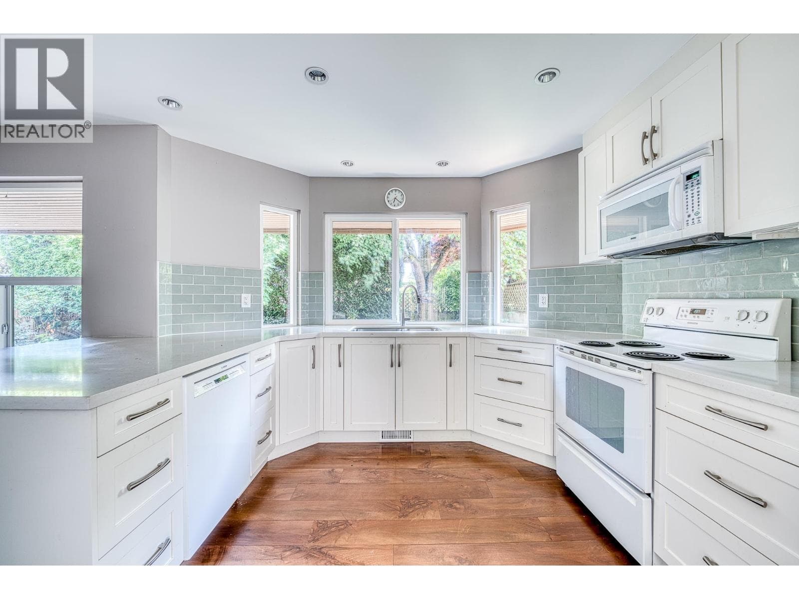 10680 BISSETT DRIVE — photo 4