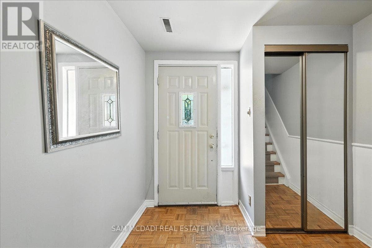 1211 EIGHTH LINE — photo 2